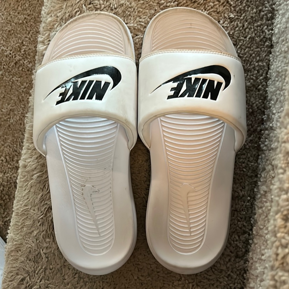 Nike slides